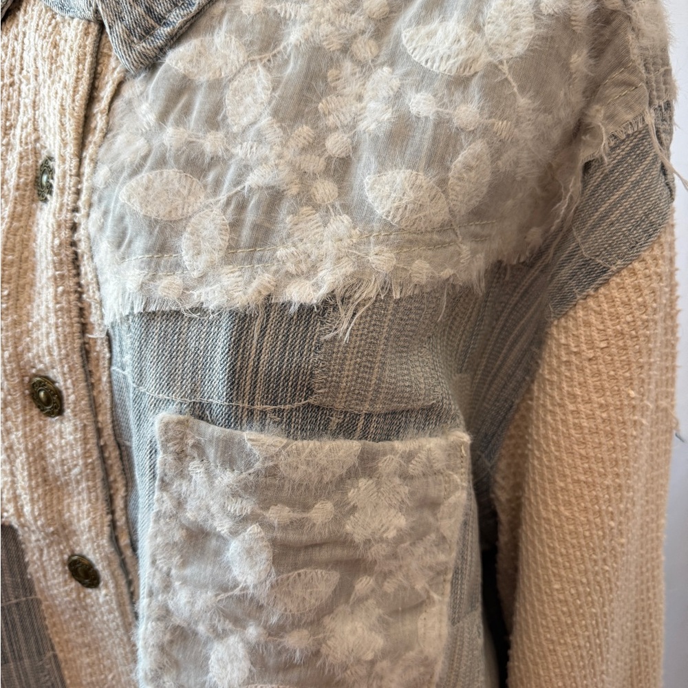 097 - POL Denim and Lace Textured Jacket Enhanced with Skull Design NWOT - Picture 4 of 8